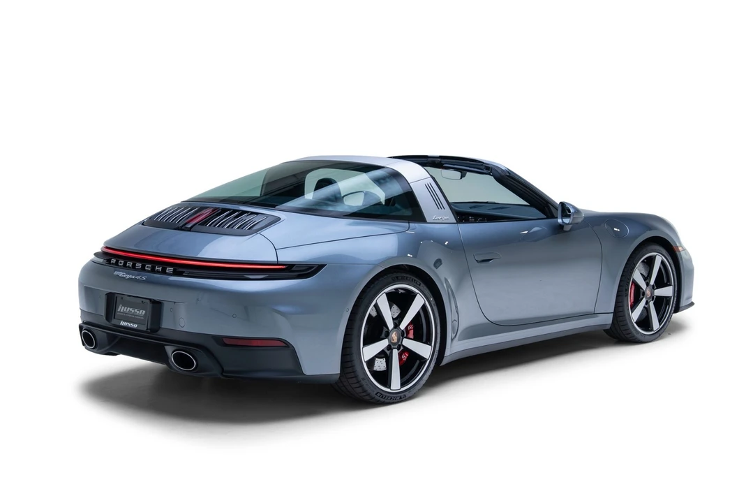 2026 Porsche 992 Targa 4 & 4S - Image 24 of 31