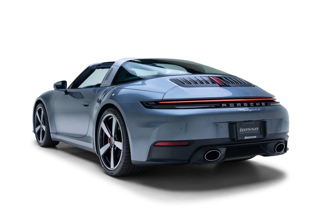 2026 Porsche 992 Targa 4 & 4S - Image 28 of 31