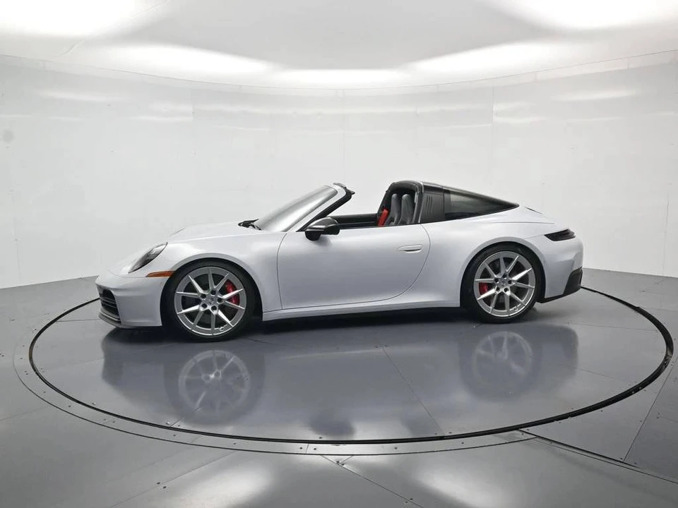 2026 Porsche 992 Targa 4 & 4S - Image 2 of 4