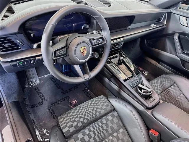 2026 Porsche 992 Targa 4 & 4S - Image 4 of 5