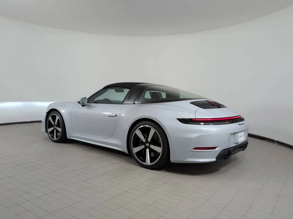 2026 Porsche 992 Targa 4 & 4S - Image 3 of 4