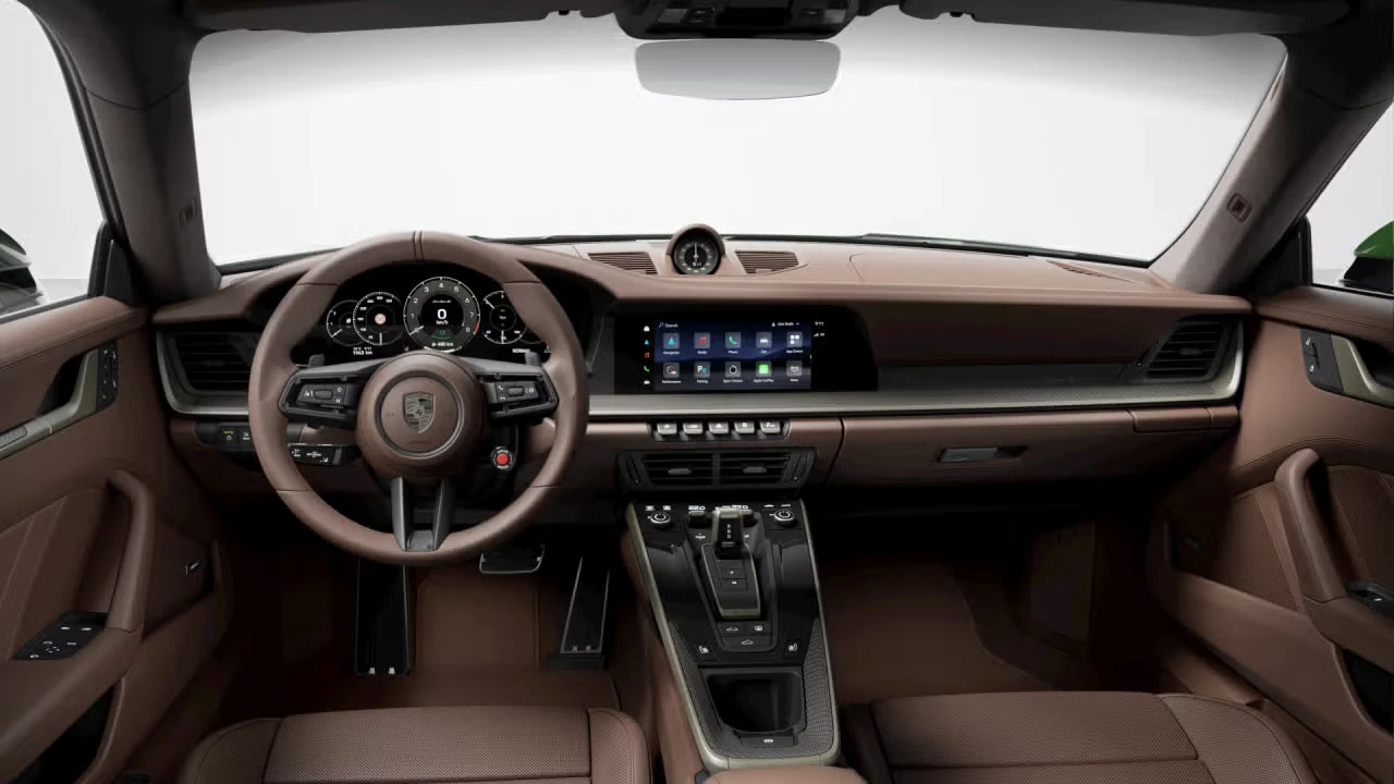 2026 Porsche 911 - Image 28 of 30