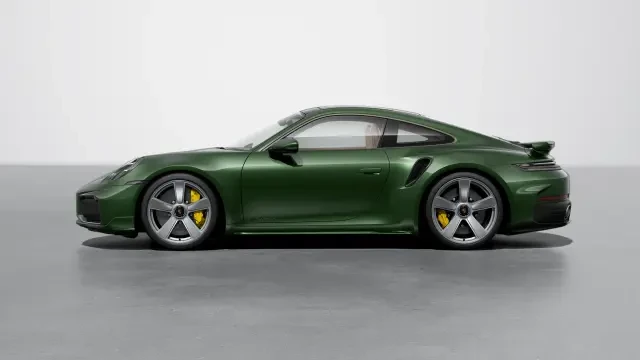 2026 Porsche 911 - Image 14 of 30