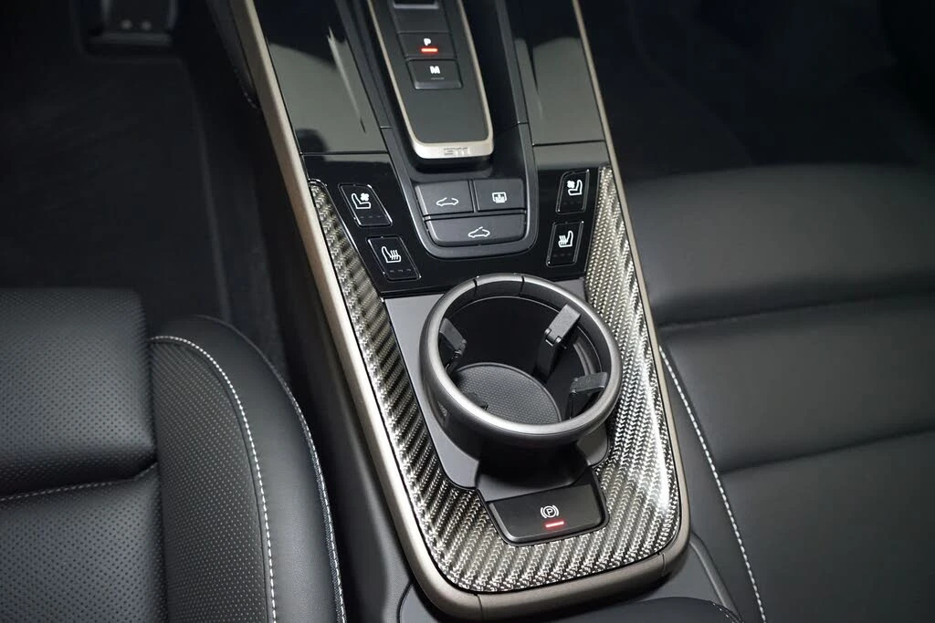 2026 Porsche 992 Turbo S - Image 19 of 31