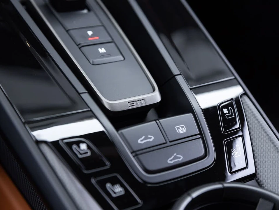 2026 Porsche 992 Turbo S - Image 29 of 31