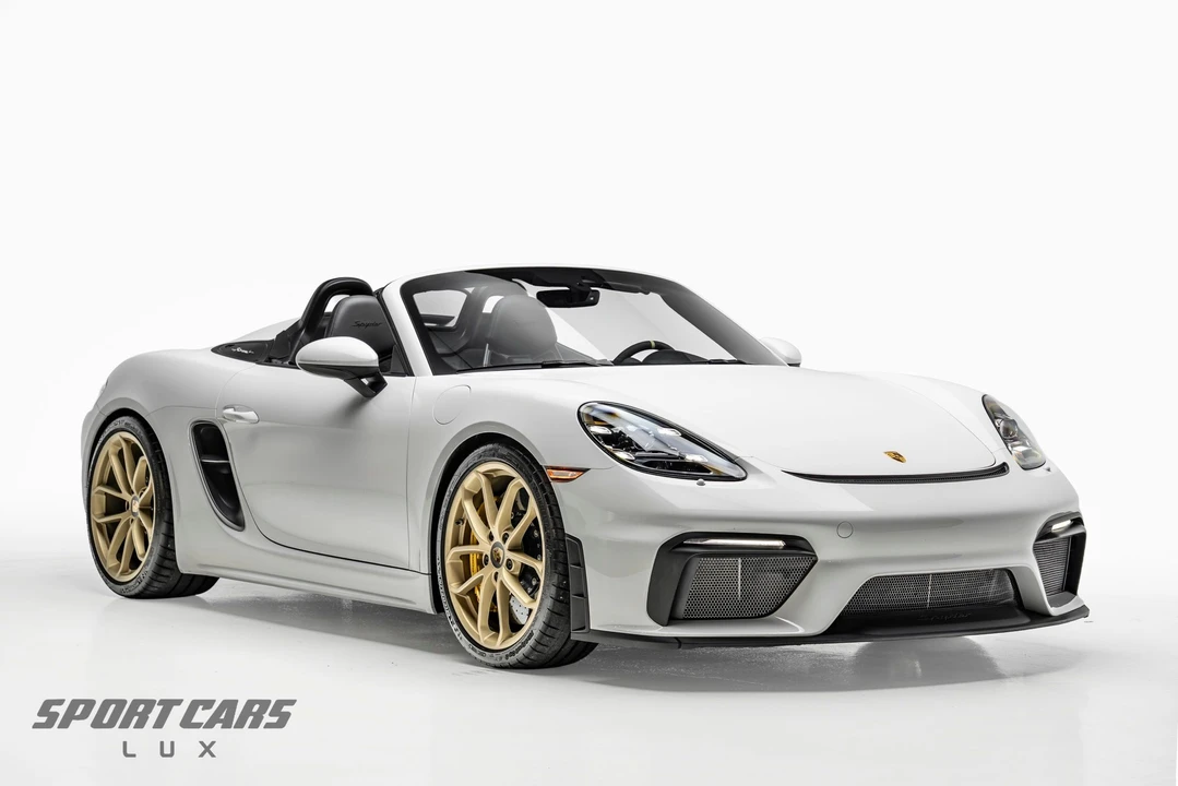 2026 Porsche 911 - Image 8 of 8