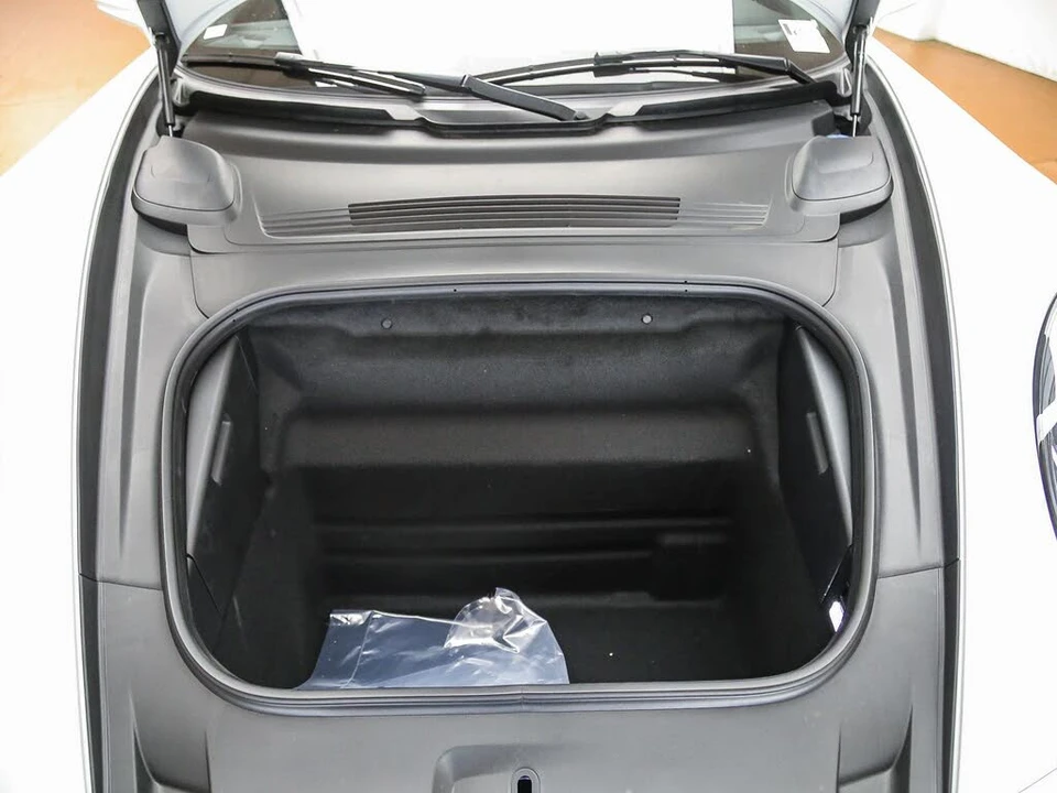2026 Porsche 992 Carrera - Image 31 of 31
