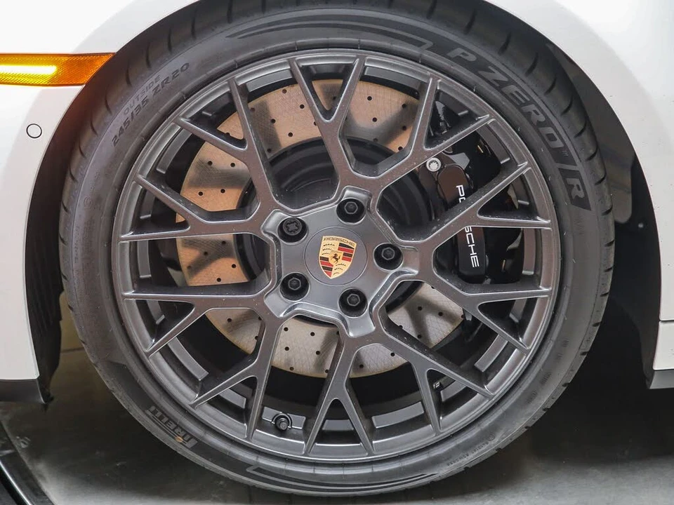 2026 Porsche 992 Carrera - Image 13 of 31