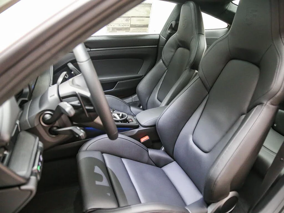 2026 Porsche 992 Carrera - Image 5 of 31