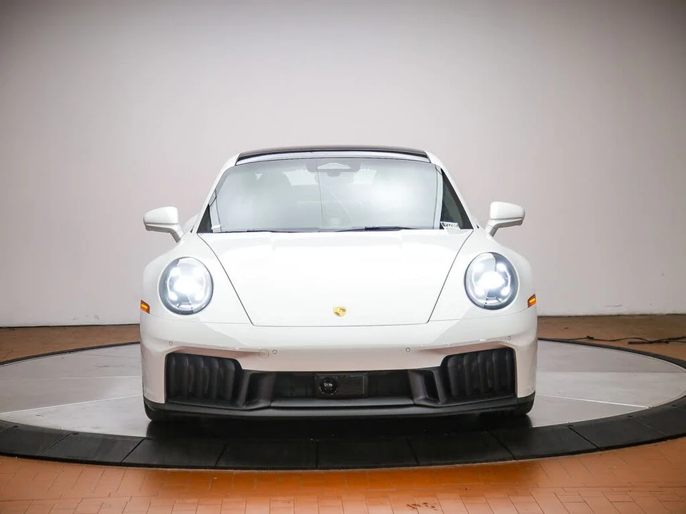 2026 Porsche 992 Carrera - Image 10 of 31