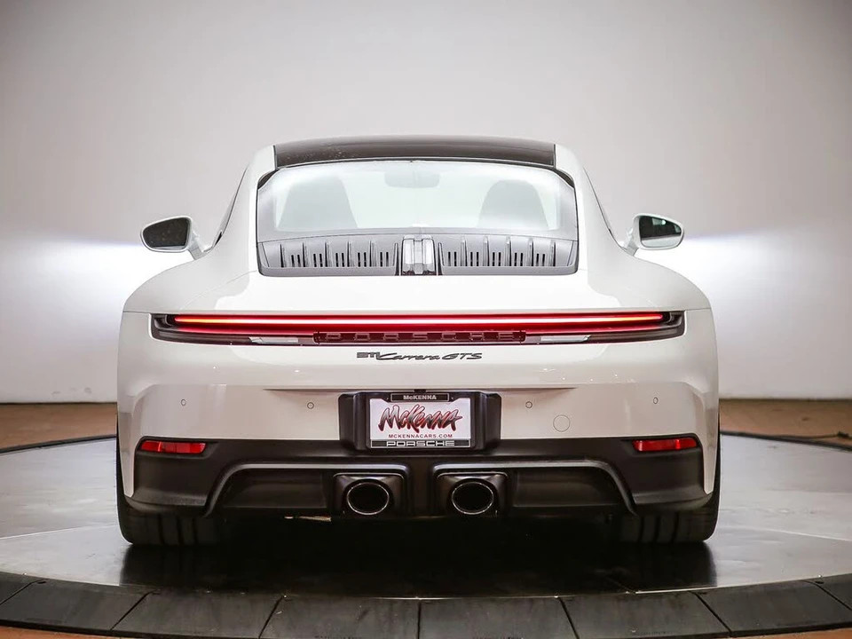 2026 Porsche 992 Carrera - Image 6 of 31