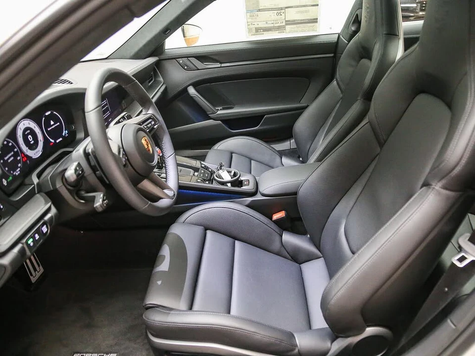 2026 Porsche 992 Carrera - Image 22 of 31