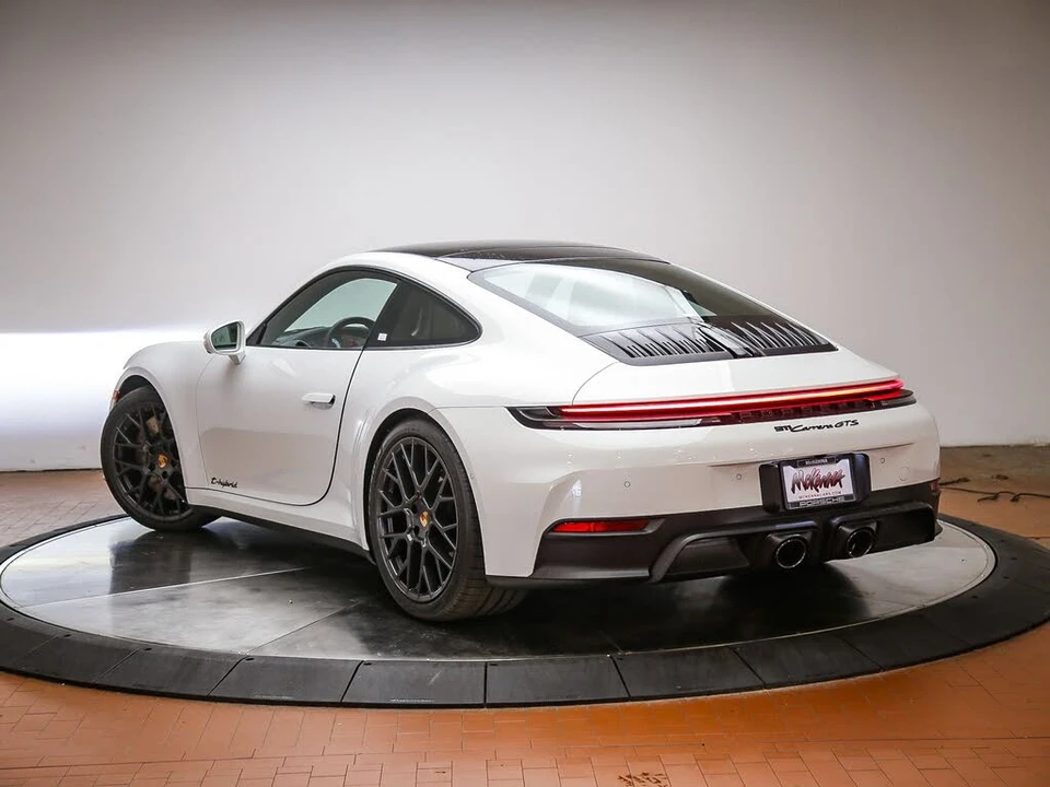 2026 Porsche 992 Carrera - Image 3 of 31