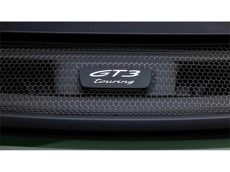 2026 Porsche 992 Carrera - Image 10 of 31