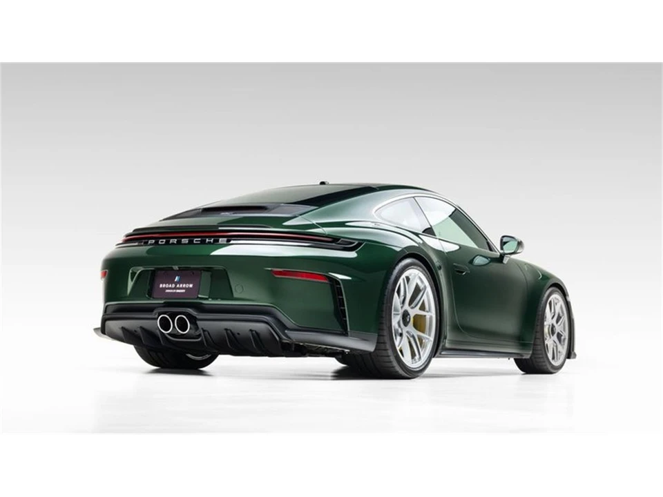 2026 Porsche 992 Carrera - Image 24 of 31