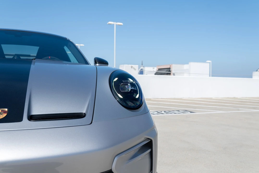 2026 Porsche 911 - Image 29 of 31