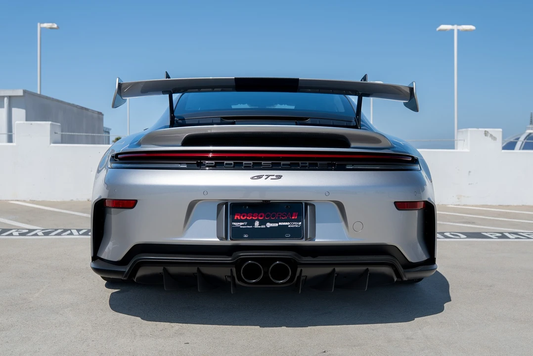 2026 Porsche 911 - Image 3 of 31