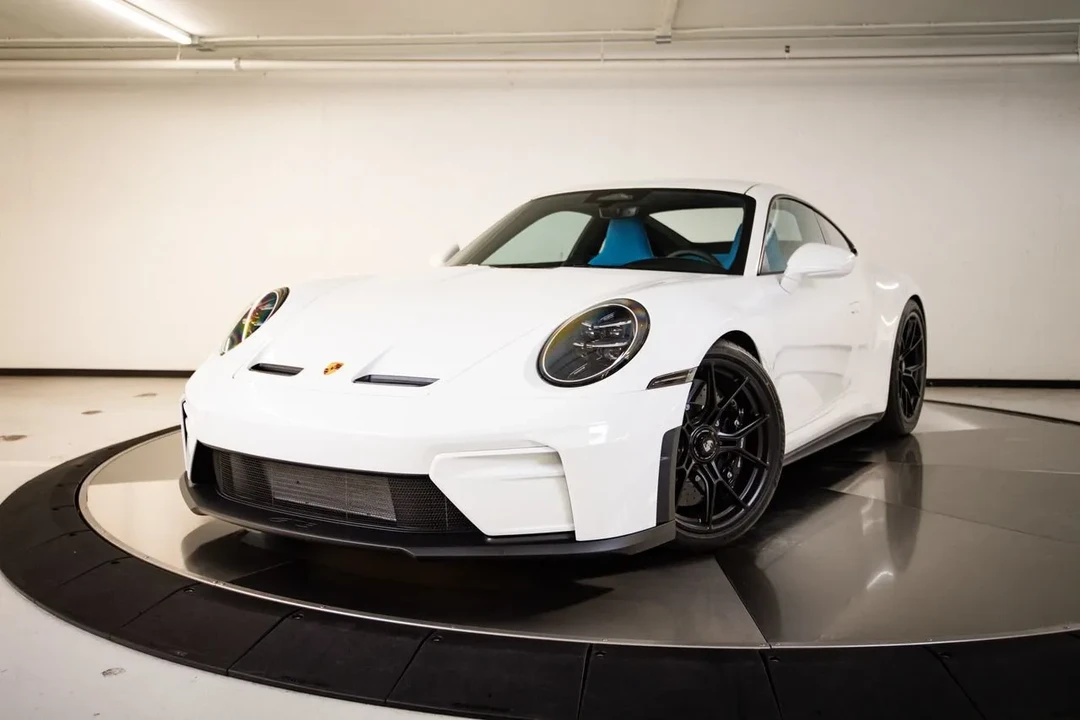 2026 Porsche 911 - Image 2 of 30