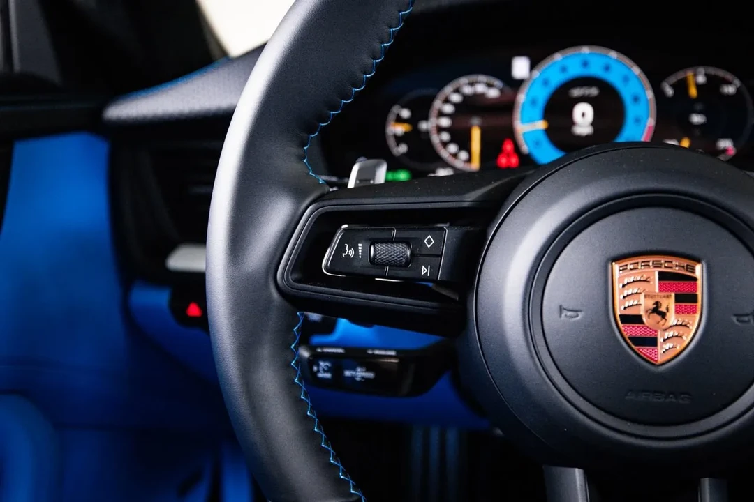 2026 Porsche 911 - Image 18 of 30