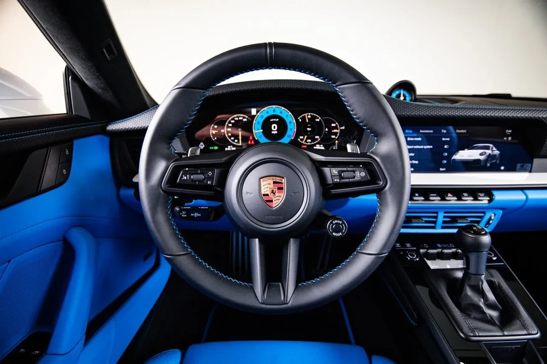2026 Porsche 911 - Image 27 of 30