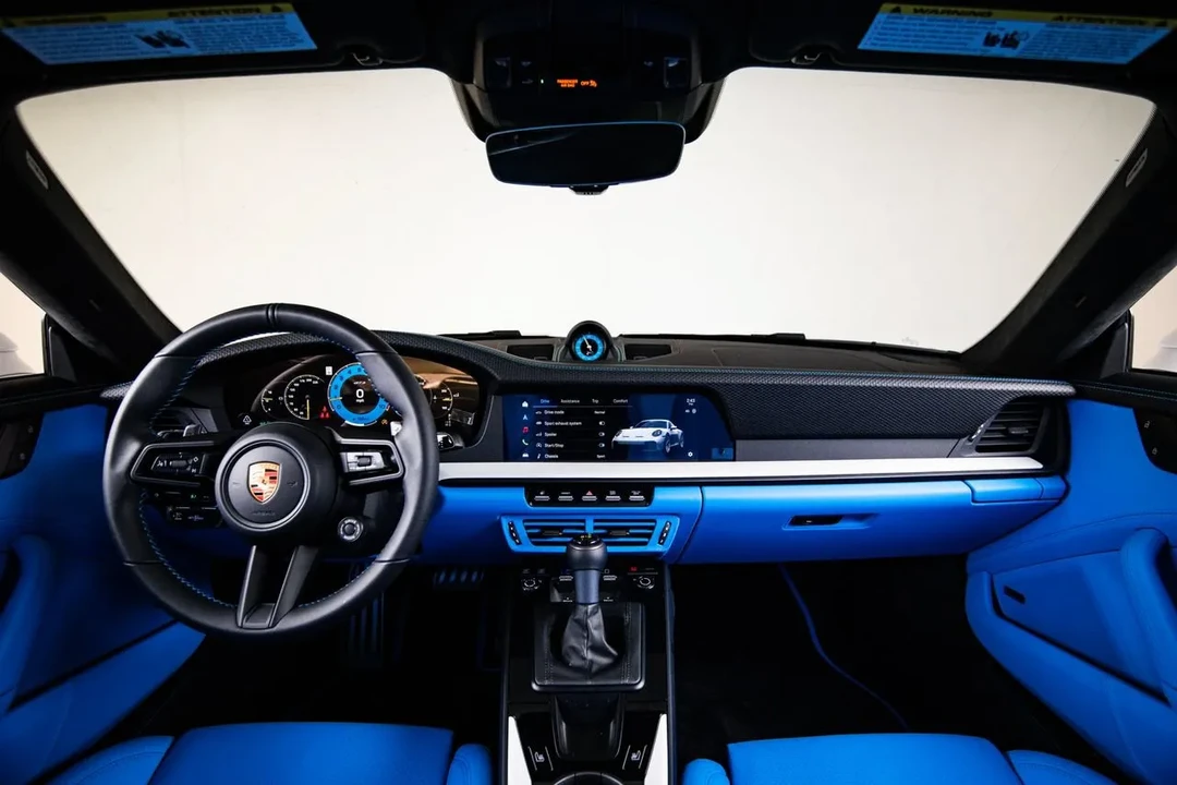 2026 Porsche 911 - Image 26 of 30