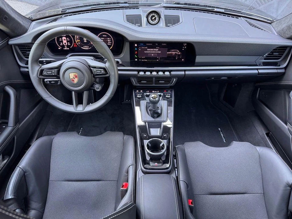 2026 Porsche 911 - Image 18 of 27