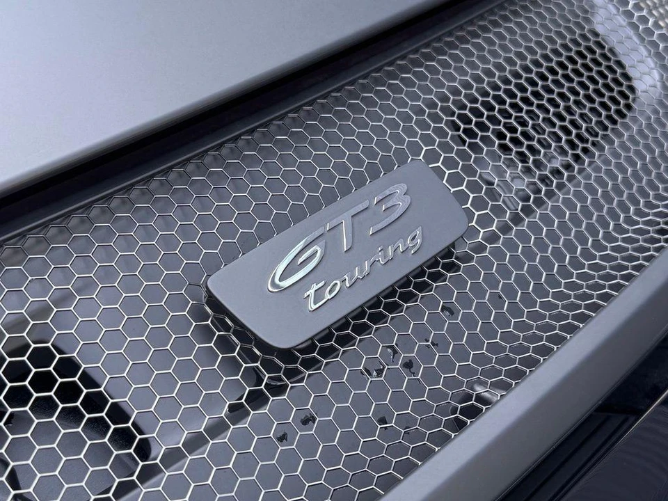 2026 Porsche 911 - Image 23 of 27