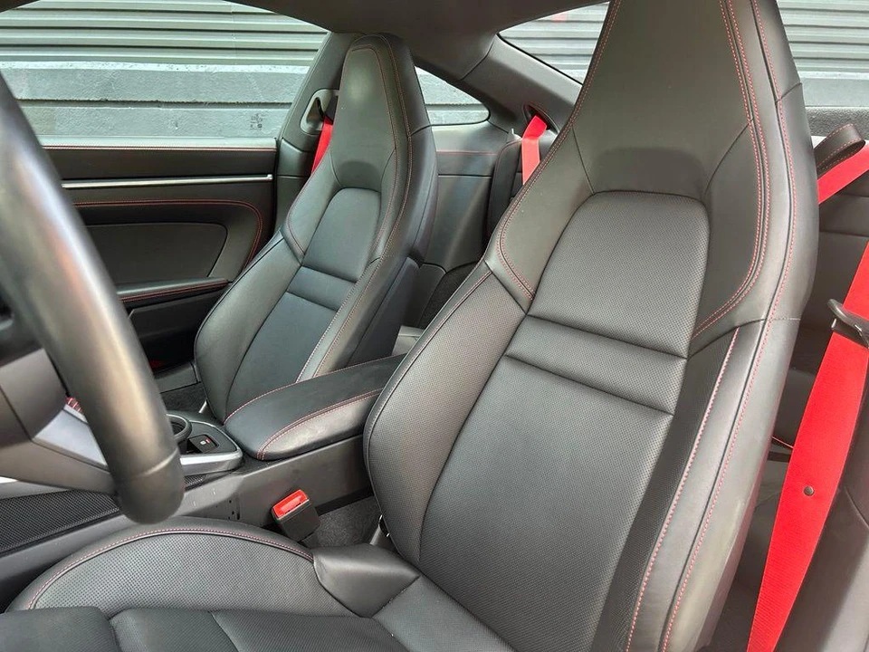 2026 Porsche 992 Carrera - Image 6 of 30
