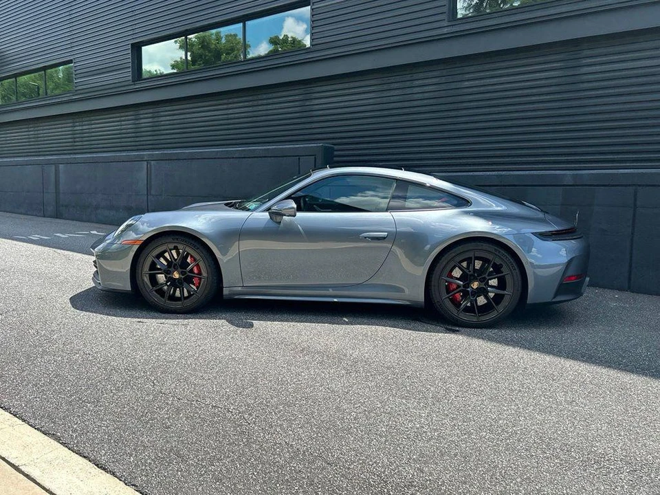 2026 Porsche 992 Carrera - Image 8 of 30