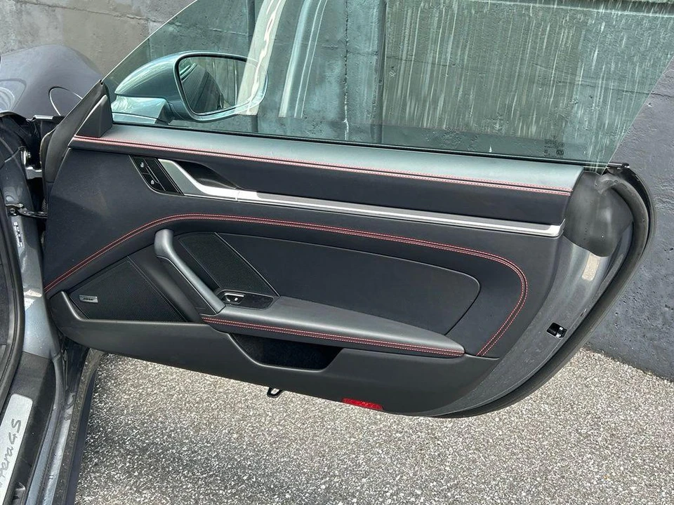 2026 Porsche 992 Carrera - Image 17 of 30