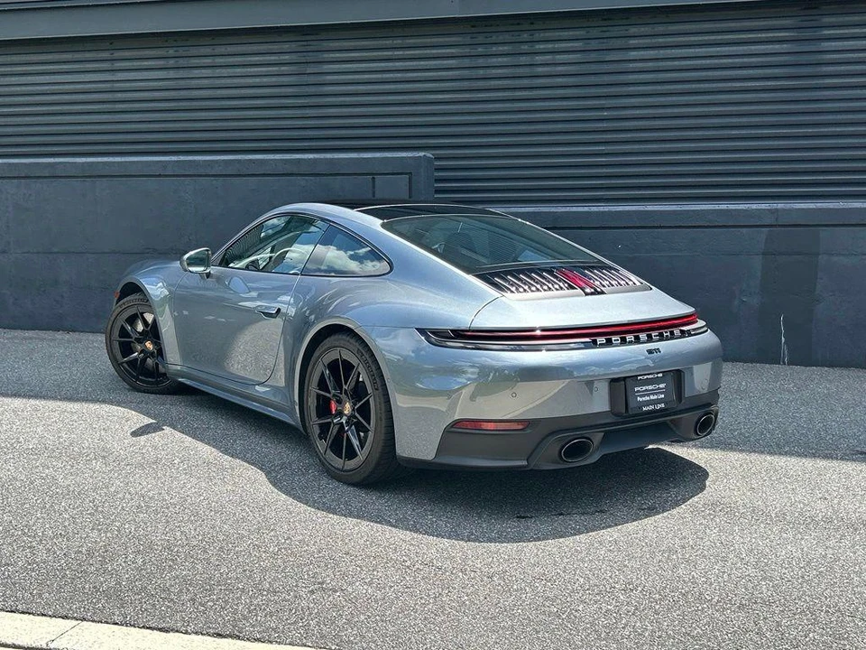2026 Porsche 992 Carrera - Image 20 of 30