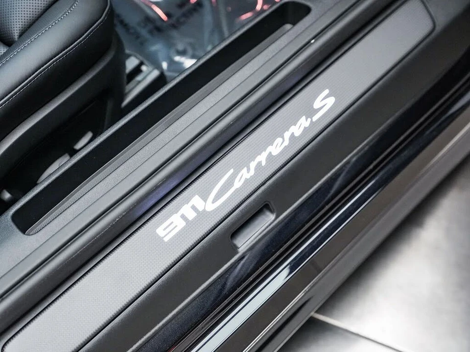 2026 Porsche 992 Carrera - Image 18 of 28