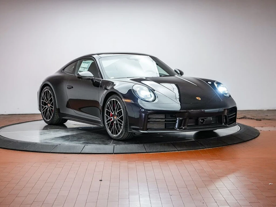 2026 Porsche 992 Carrera - Image 8 of 28