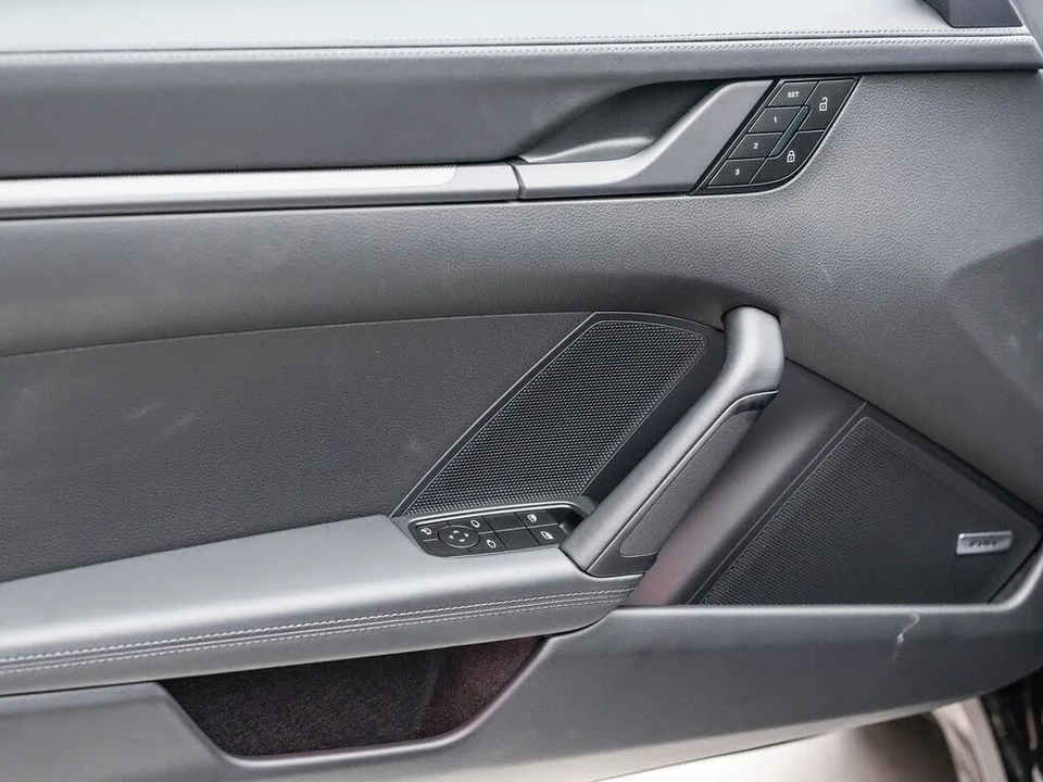 2026 Porsche 992 Carrera - Image 24 of 28