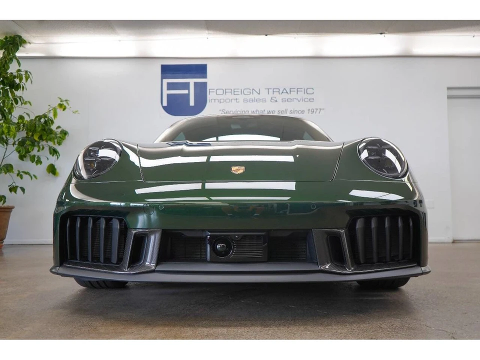 2026 Porsche 992 Carrera - Image 26 of 31