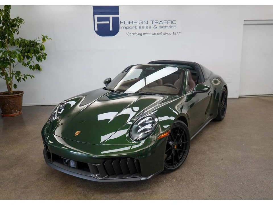 2026 Porsche 992 Carrera - Image 7 of 31