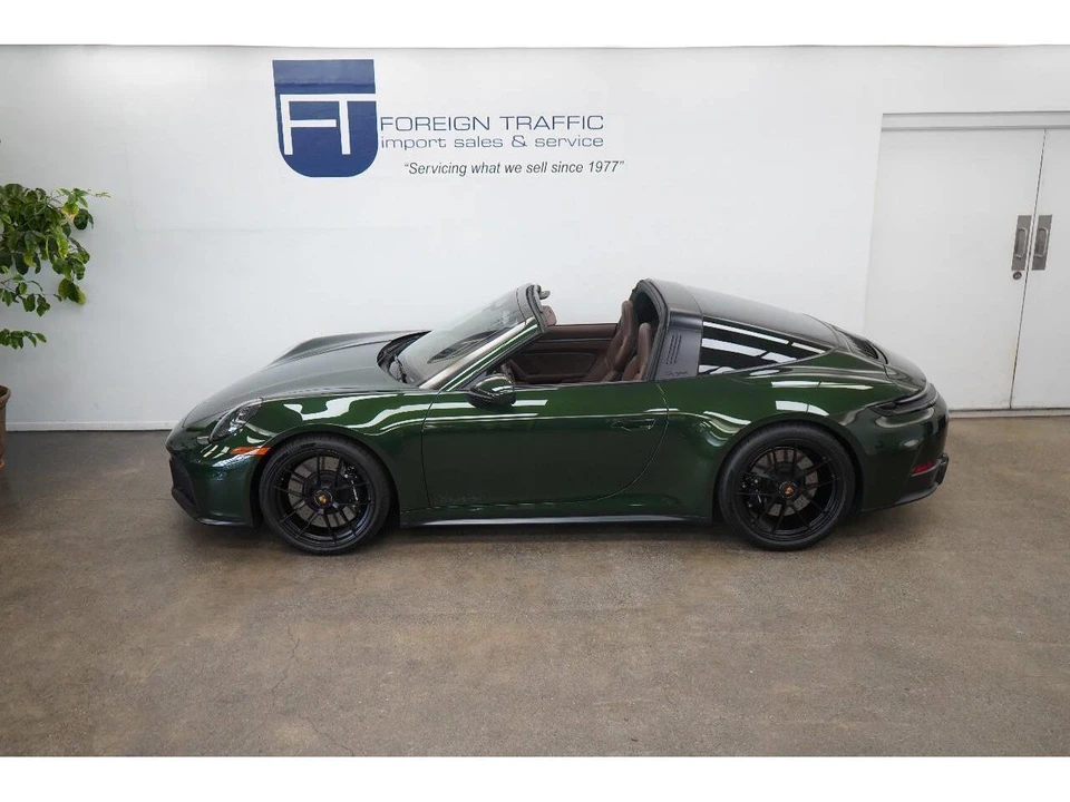 2026 Porsche 992 Carrera - Image 28 of 31