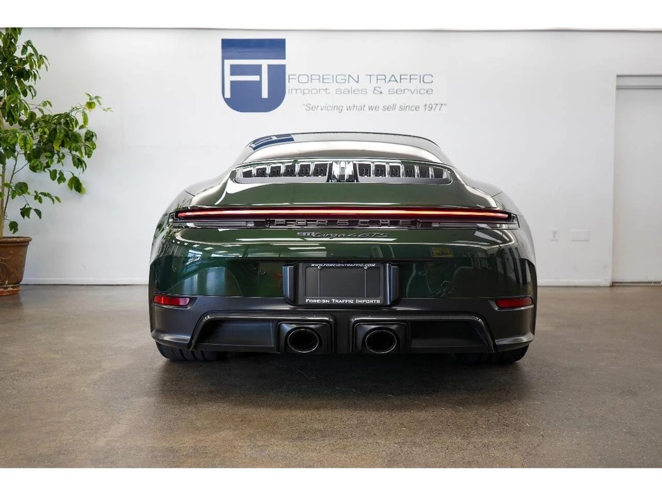 2026 Porsche 992 Carrera - Image 5 of 31