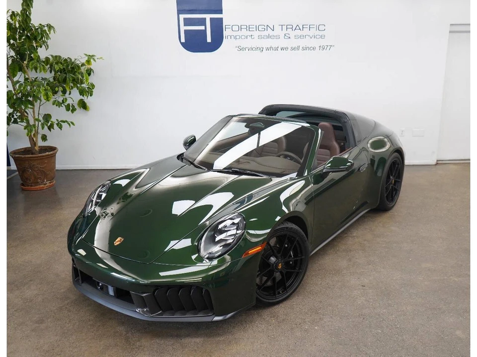 2026 Porsche 992 Carrera - Image 19 of 31