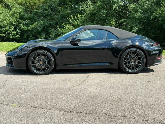 2026 Porsche 992 Carrera - Image 17 of 31