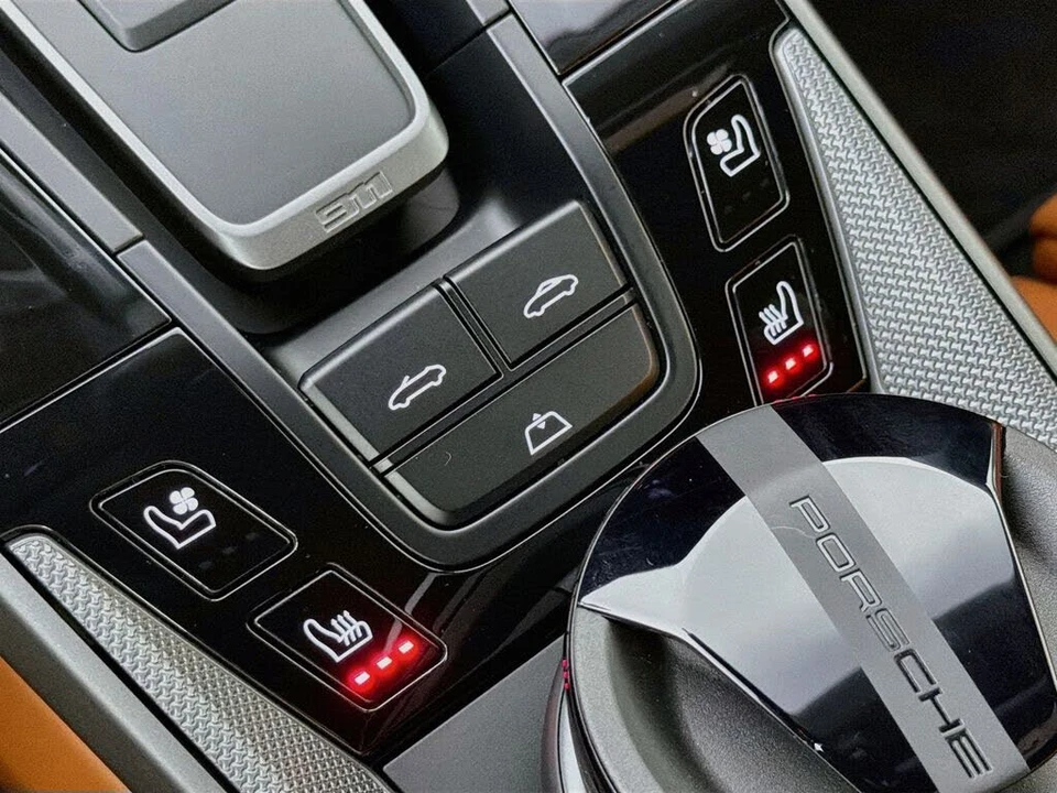 2026 Porsche 992 Carrera - Image 21 of 29