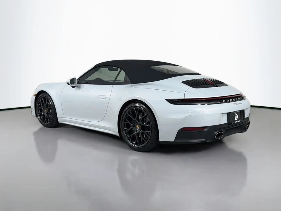 2026 Porsche 992 Carrera - Image 7 of 29