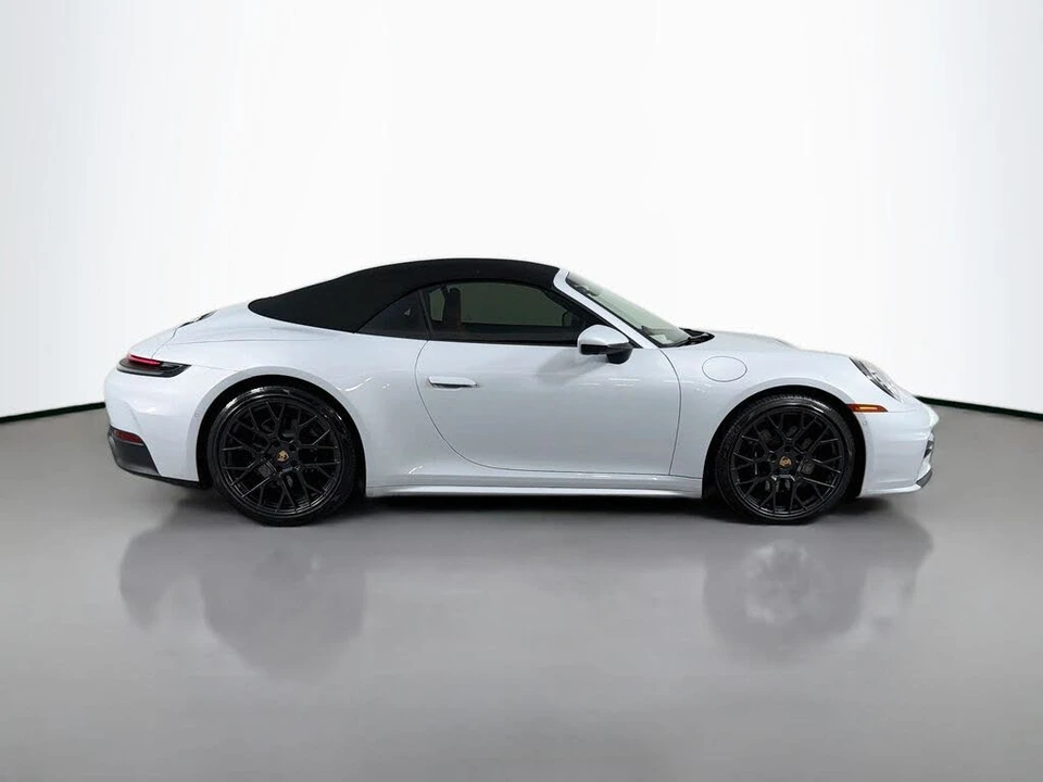 2026 Porsche 992 Carrera - Image 4 of 29