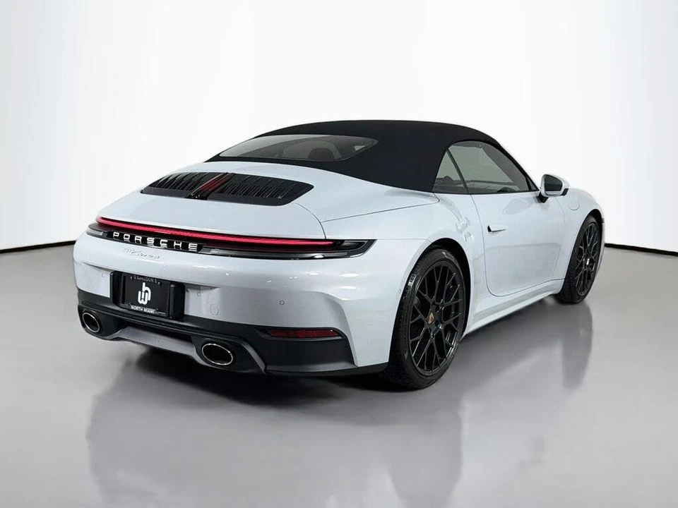 2026 Porsche 992 Carrera - Image 5 of 29