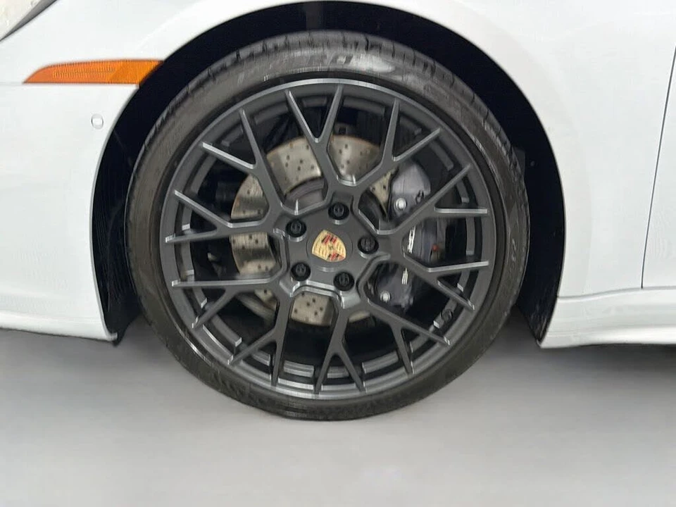 2026 Porsche 992 Carrera - Image 28 of 29