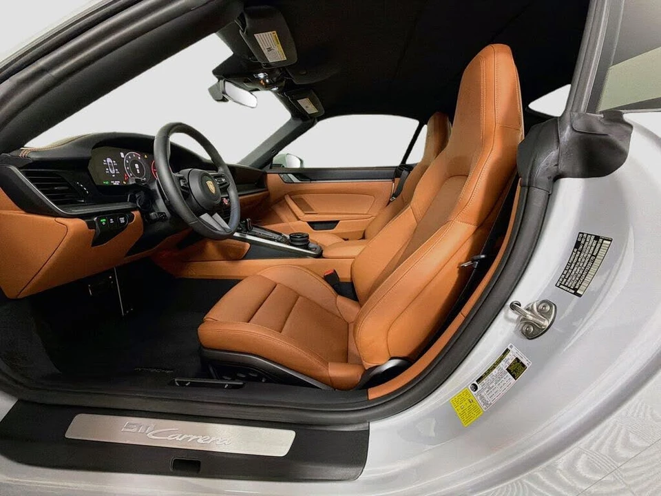 2026 Porsche 992 Carrera - Image 22 of 29