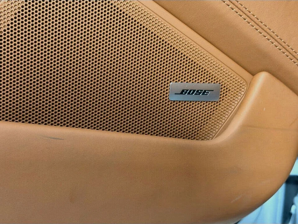 2026 Porsche 992 Carrera - Image 19 of 29