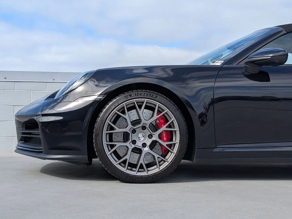 2026 Porsche 992 Carrera - Image 9 of 25