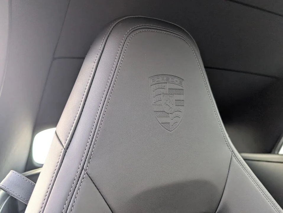 2026 Porsche 992 Carrera - Image 18 of 25