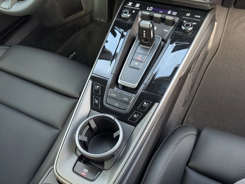 2026 Porsche 992 Carrera - Image 15 of 25